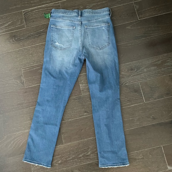 NWT Gap High Rise Vintage Slim Jeans with Washwell - Picture 6 of 8